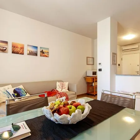 公寓 Verdemare 迪亚诺马里纳